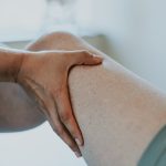 Remplacement total du genou par un physiothérapeute à Vancouver 